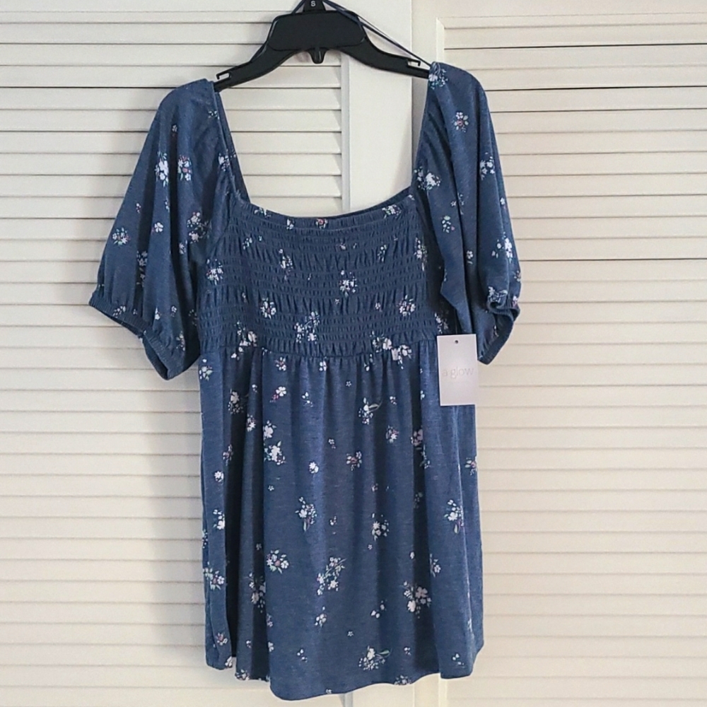🎉HP🎉A:Glow Maternity Babydoll Top   NWT.  Sz Mat. S  Denim Blue Flower Print